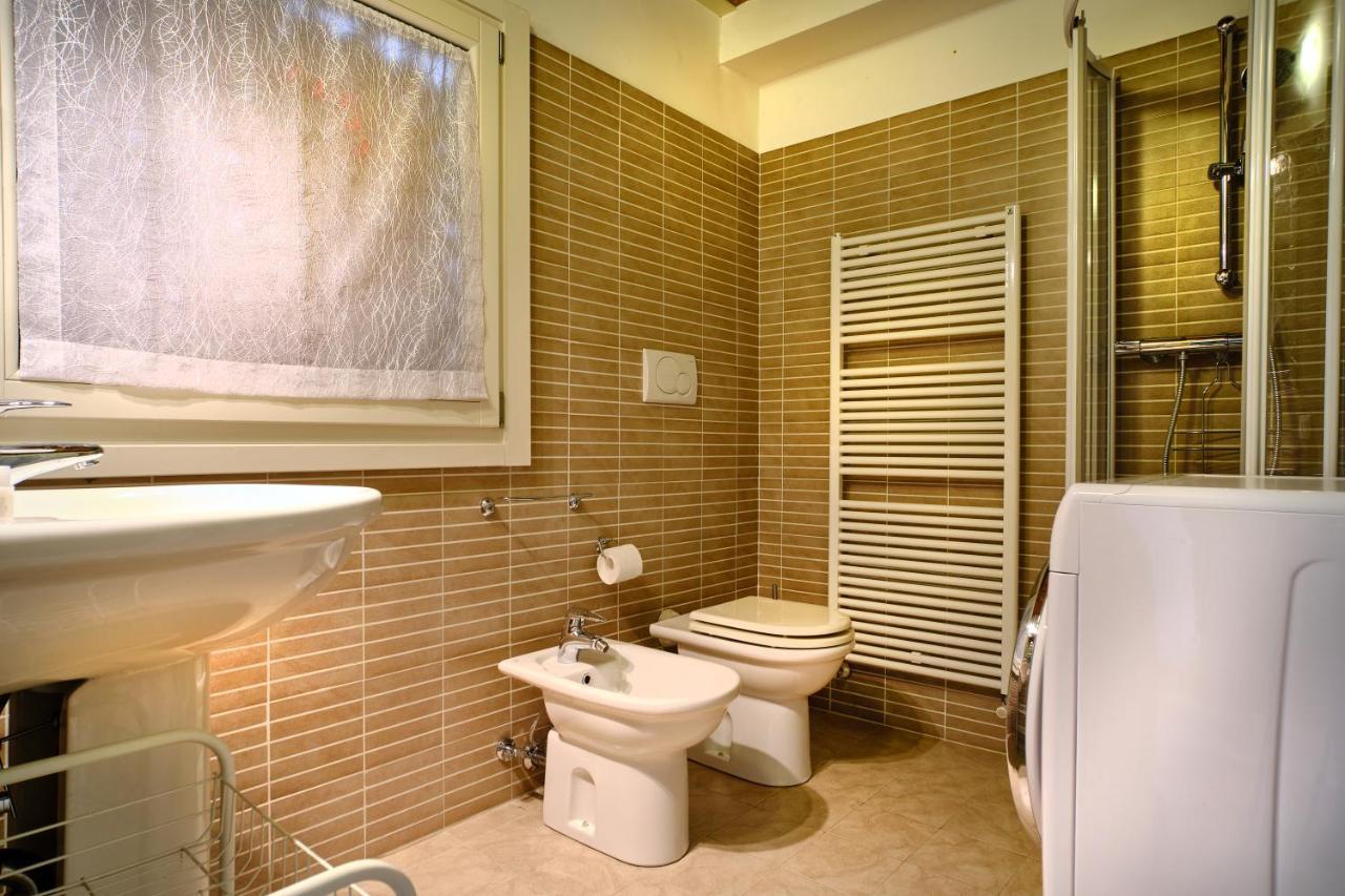 Il Vecchio Cortile Apartment เวโรนา ภายนอก รูปภาพ