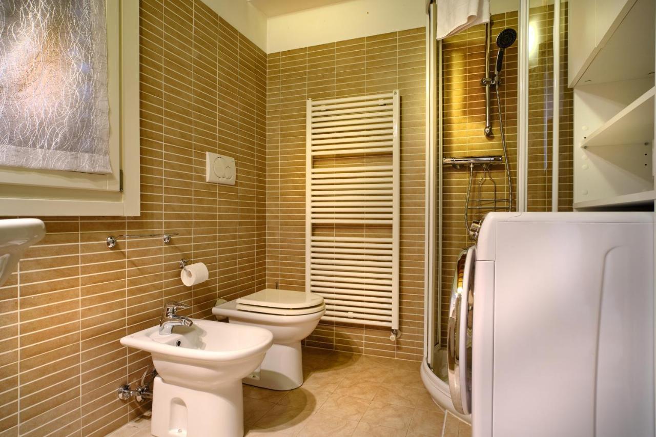 Il Vecchio Cortile Apartment เวโรนา ภายนอก รูปภาพ