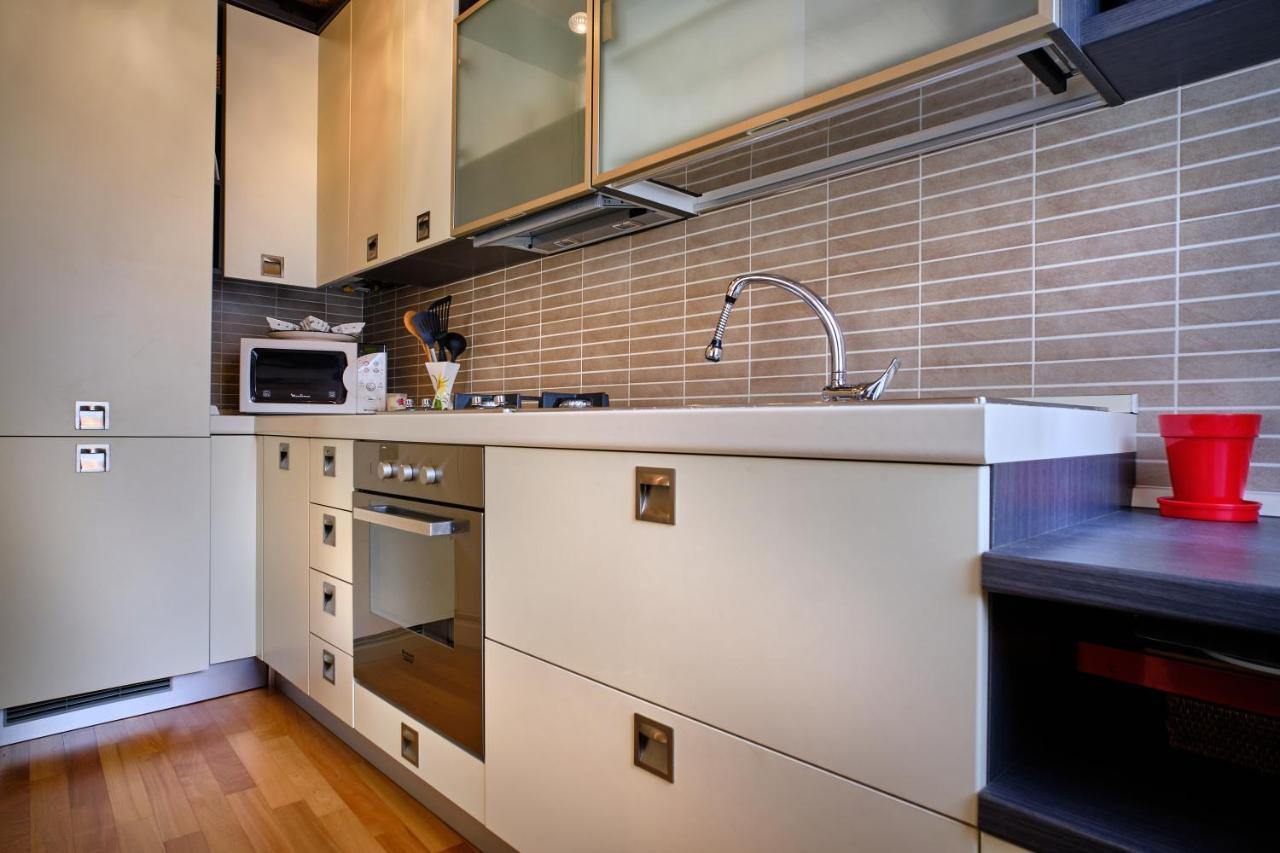 Il Vecchio Cortile Apartment เวโรนา ภายนอก รูปภาพ