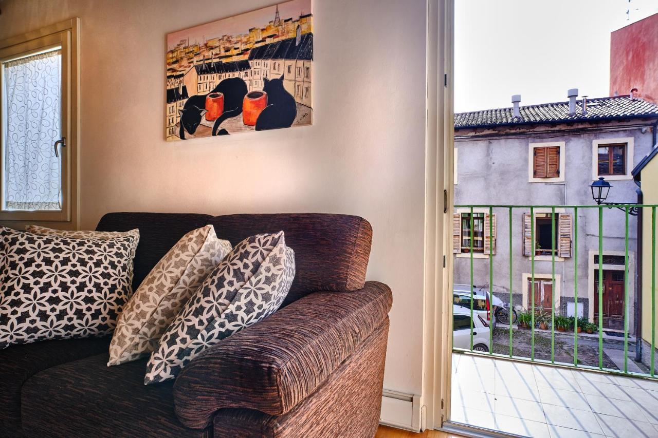 Il Vecchio Cortile Apartment เวโรนา ภายนอก รูปภาพ